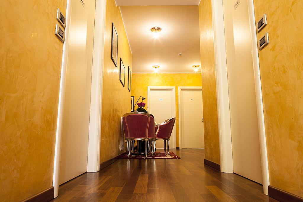 Santa Caterina Hotel แบร์กาโม ภายนอก รูปภาพ