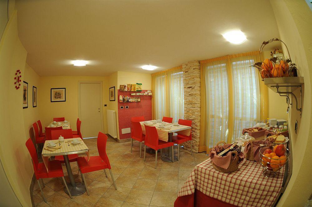 Santa Caterina Hotel แบร์กาโม ภายนอก รูปภาพ