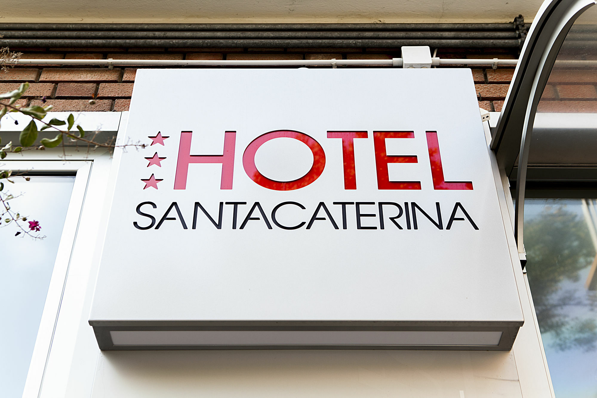 Santa Caterina Hotel แบร์กาโม ภายนอก รูปภาพ